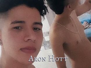 Aron_Hott