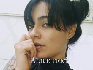 Alice_feet