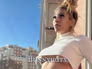 Bunnyhotxx