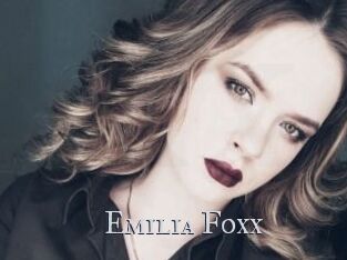 Emilia_Foxx