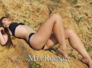 Mia_Rooney