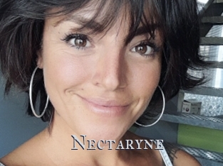 Nectaryne