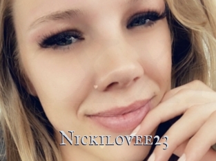 Nickilovee23