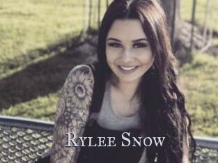 Rylee_Snow