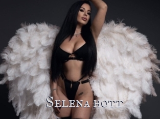 Selena_hott