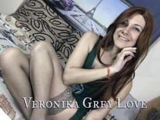 Veronika_Grey_Love