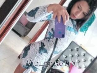 Violet_hot19