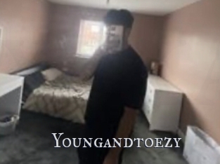 Youngandtoezy